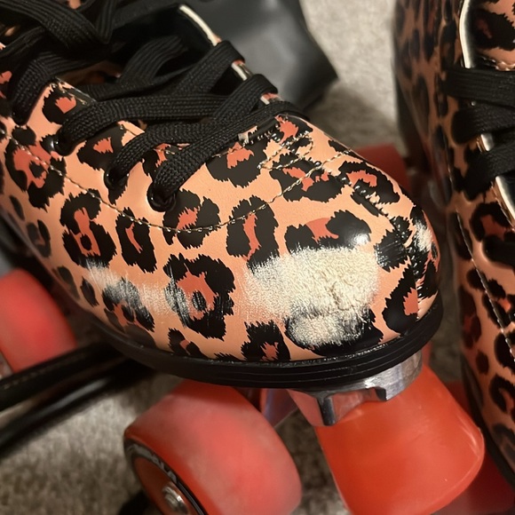 Impala Skates - Leopard - Picture 7 of 8